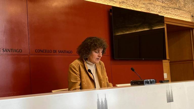 La portavoz local del BNG en Santiago, Goretti Sanmartín, durante la rueda de prensa. FOTO: EUROPA PRESS