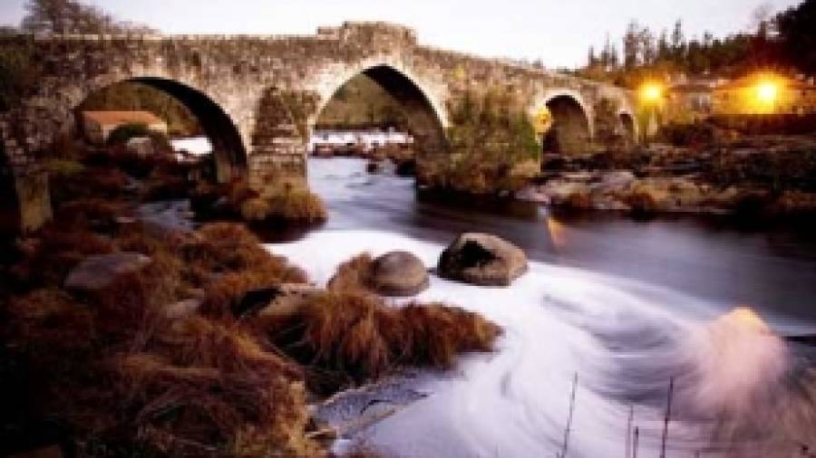 A Ponte Maceira, ni romano ni vinculado al milagro del Apóstol