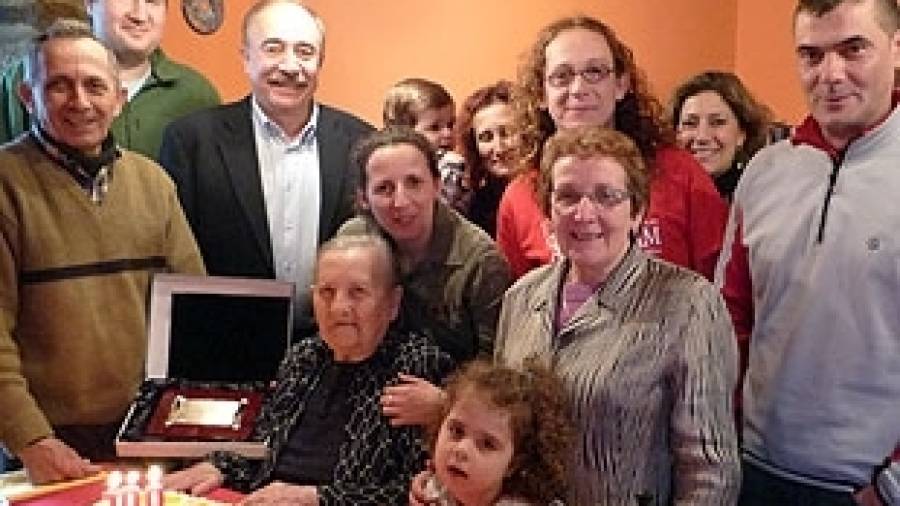 Brión tiene a una nueva centenaria: Carmen Antelo Tuñas