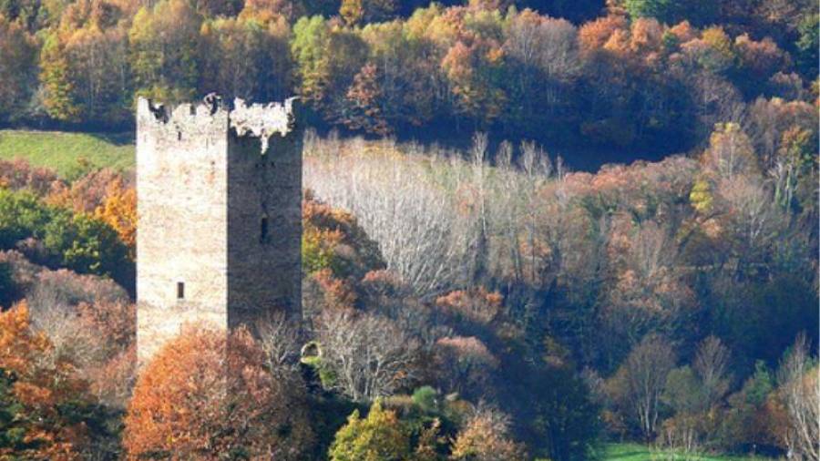 La torre de Doncos, un castillo sin dueño