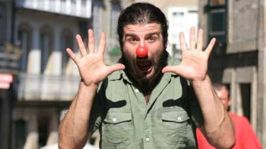 Iván Prado lleva a Chile la faceta más activista del clown
