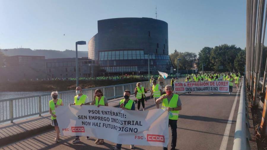 Protestas por el futuro de la planta de Ence en Pontevedra. Foto: CCOO