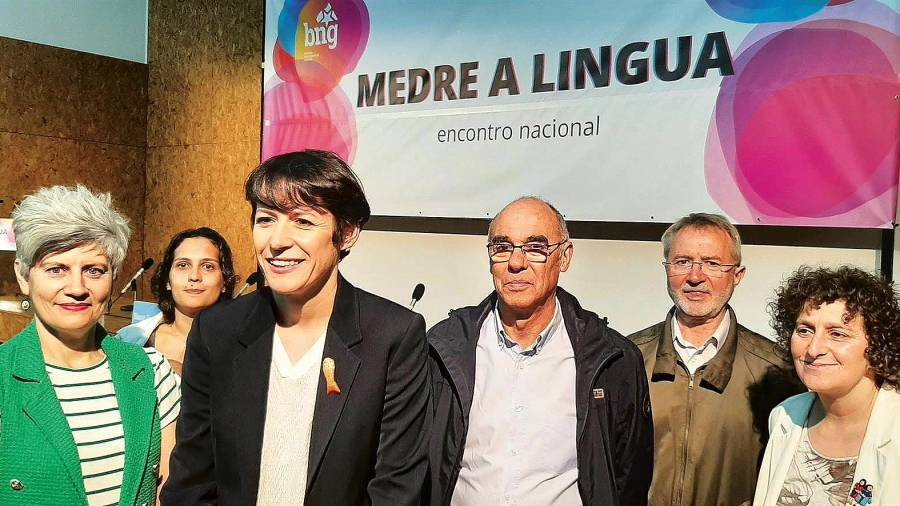pontón. En un acto sobre la lengua gallega. Foto: Gallego