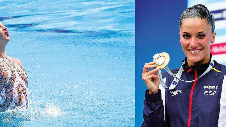RESCATE . A la izquierda Anita Álvarez; al lado, Andrea Fuentes con una medalla de sus días de nadadora. Foto: Europa Press