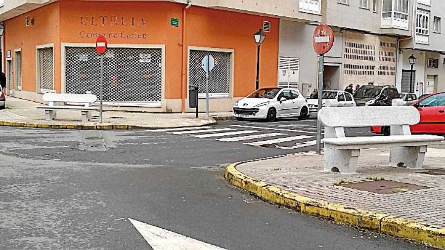 Estupor en Milladoiro por la ubicación de los nuevos bancos