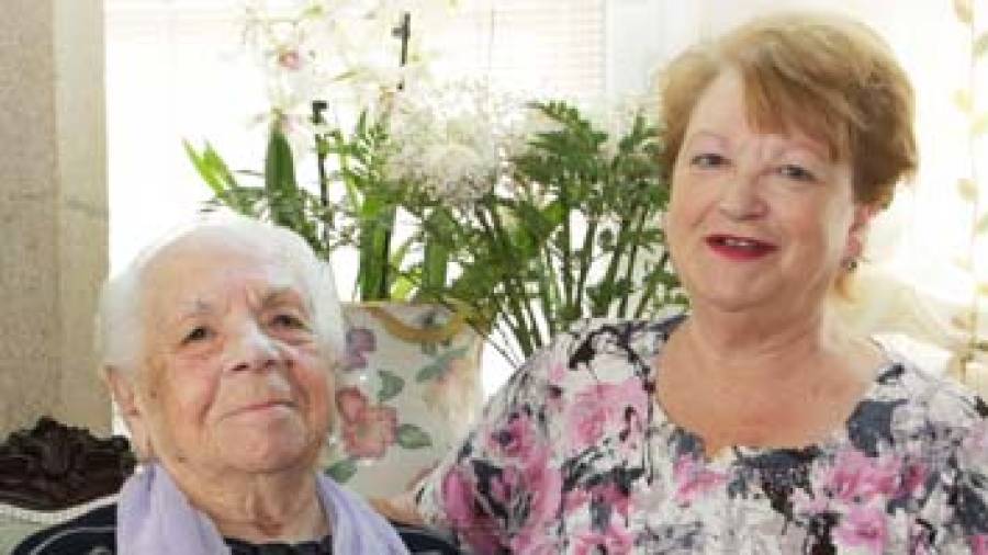 Rosa Chouza, que tiene trece bisnietos, cumplió 106 años
