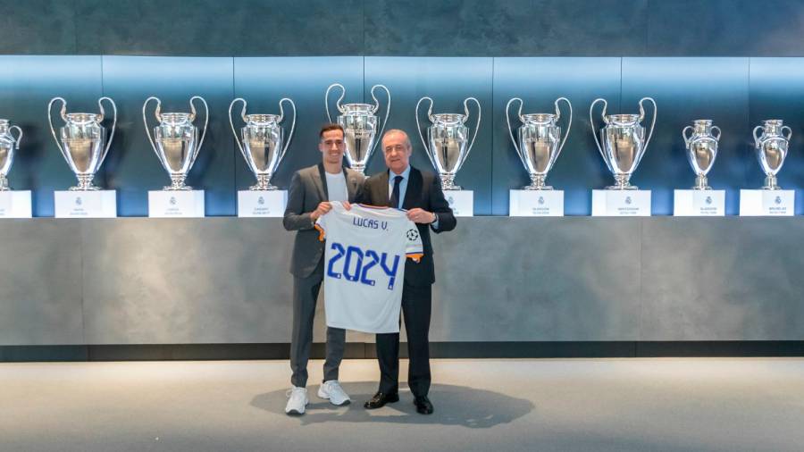 Lucas Vázquez y el presidente madridista Florentino Pérez. Foto: Real Madrid