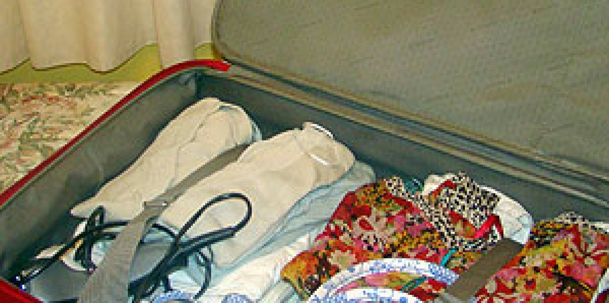 A cuestas con un maletón de 23 kilos