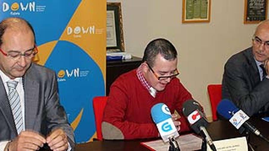 Convenio entre Down Galicia y la Sociedade Galega de Xerontoloxía para el diseño de programas de envejecimiento activo