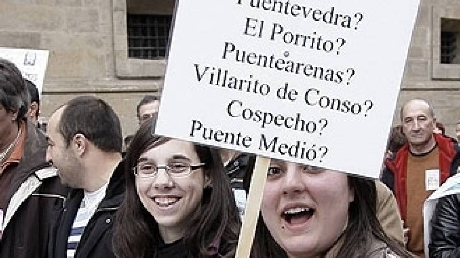 Movilización multitudinaria en Santiago contra el 'decretazo' del gallego en la enseñanza