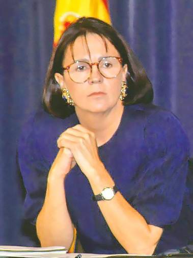 Rosa Conde Gutiérrez del Álamo. Ronda (Andalucía). Fue ministra portavoz del Gobierno.