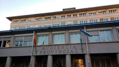 El juicio se celebra en la Audiencia Provincial de A Coruña