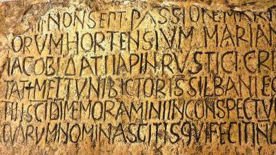 La supresión del latín, un gran fallo