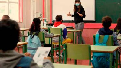 El curso escolar transcurre con “normalidad” en Galicia, según el conselleiro