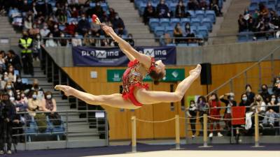 Las gimnastas rusas exhibieron su excelsa plasticidad.