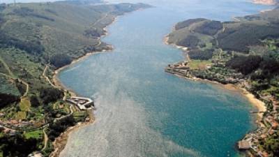 Ría de Ferrol, histórica base de la Armada desde la dinastía de los Austrias