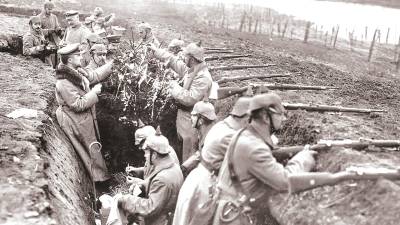 La Gran Guerra se desarrolló entre trincheras: enormes fosas de kilómetros de longitud cavadas en el suelo.