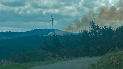 Incendio que queimou sesenta e cinco hectáreas de monte en Arou. Foto: Concello de Camariñas