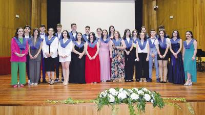 Graduación de los estudiantes de 2º de Bachillerato del IES de Valga. Foto: Concello de Valga