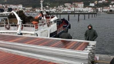 La reordenación del puerto de Muros concluirá en junio