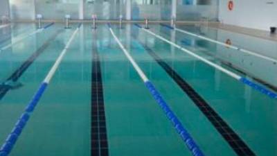 Instalaciones de la piscina climatizada de Santa Comba. Foto: CDSC