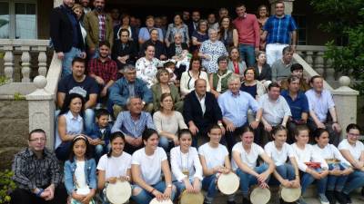 Carmen Cambeiro celebró su centenario con una gran fiesta familiar en Aguiño
