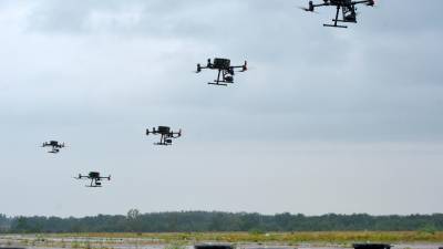 UN ‘ÉJÉRCITO’ de drones especializados en vigilancia militar sobrevolando el espacio aéreo de Ucrania Foto: E. P 