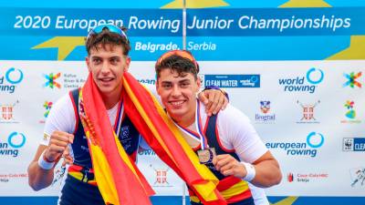 Caetano Horta (d), junto a Pablo Moreno con la medalla de oro en el último Europeo júnior. Foto: federemo