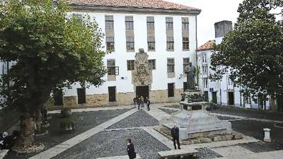 facultad de Filosofía de la USC, en la praza de Mazarelos del casco histórico de Compostela. Foto: F. Blanco