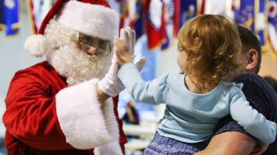 Una tuitera y sus hijos reciben una llamada de 'Papá Noel' gracias a uno de sus regalos