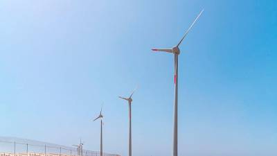 AEROGENERADORES del parque eólico que la gallega Ecoener ha puesto en marcha en Gran Canaria. Foto: Ecoener