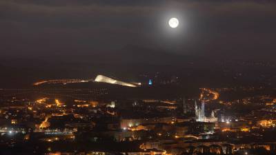 Vista de la ciudad desde el Monte Pedroso. Santiago de Compostela. (Fuente, El Correo Gallego).