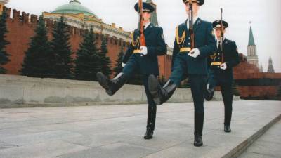 El Regimiento de honor del Kremlin forma parte del Servicio de Protección, que responde solo ante el presidente