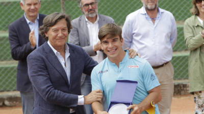 Martín de la Puente se proclama campeón gallego de tenis en silla