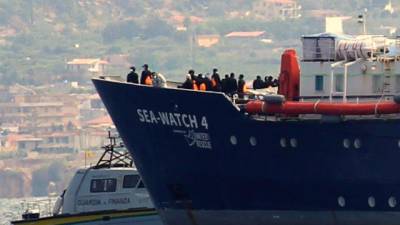 Italia mantiene inmovilizado dentro del puerto de Palermo el barco de rescate ‘Sea Watch 4’
