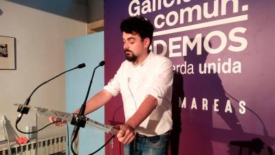 El coordinador de campaña de la coalición Galicia En Común-Anova Mareas, Borja San Ramón, comparece ante los medios para realizar una primera valoración sobre la jornada electoral del 12J
