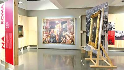 VISTA de una de las salas de la muestra ‘Arte Liberata 1937-1947’, abierta hasta el 10 de abril en las Escuderías del Palacio del Quirinal de Roma, la sede de la presidencia de la República italiana. Foto: Javier Romualdo