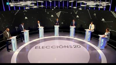 Los siete candidatos a la presidencia de la Xunta, ayer durante un momento del debate celebrado en la CRTVG para las elecciones gallegas del próximo 12 de julio.
