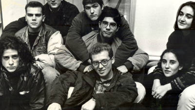 ...Cando un grupo de compañeiros de instituto formaron en Compostela a banda Os Rumorosos