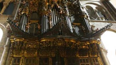 El órgano de la Catedral conserva las cajas diseñadas por Andrade