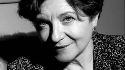 A escritora María Rosa Lojo, elixida membro de honra polo Pleno da RAG