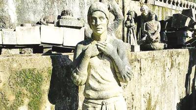 La imagen de María Soliño, transformada en escultura, está en el Parque da Palma de Cangas do Morrazo