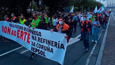 La marcha recorre A Coruña. FOTO: COMITÉ DE EMPRESA DE REPSOL