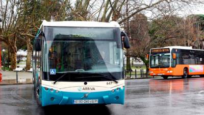Más de 120.000 jóvenes tienen la tarjeta para los viajes gratis en autobús