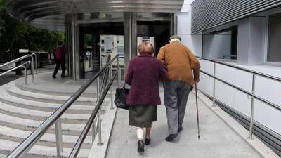Las personas mayores de 65 años superan el 21 % de la población en Compostela