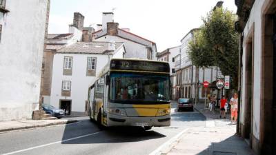 Luz verde á renovación de once buses urbanos