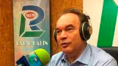 Crespo en una entrevista en Radio Lalín