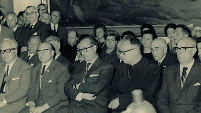 Pola esquerda, Fernández del Riego, Carvalho Calero e García Sabell no ano 1963. Foto: RAG