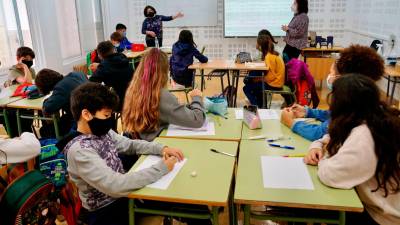 Un total de 51 centros gallegos participarán en la Semana do Parlamento na Escola. Foto: F. Blanco /Archivo