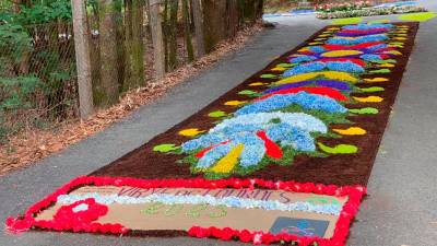 Otra de las alfombras que se elaboraron para el aniversario en Ames. Foto: AA